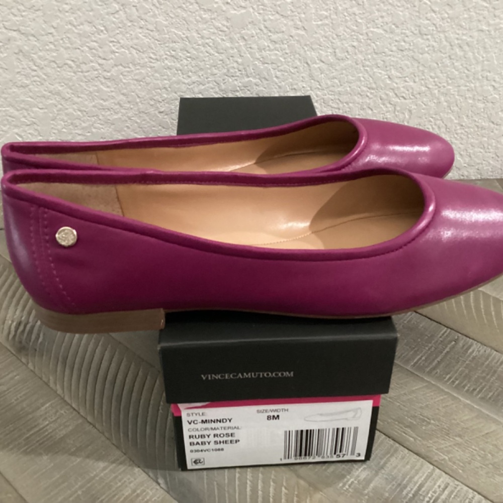 Vince Camuto Minndy Flat (Women), size 8 - Picture 8 of 10